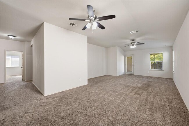 Building Photo - 220 Bauxite Dr