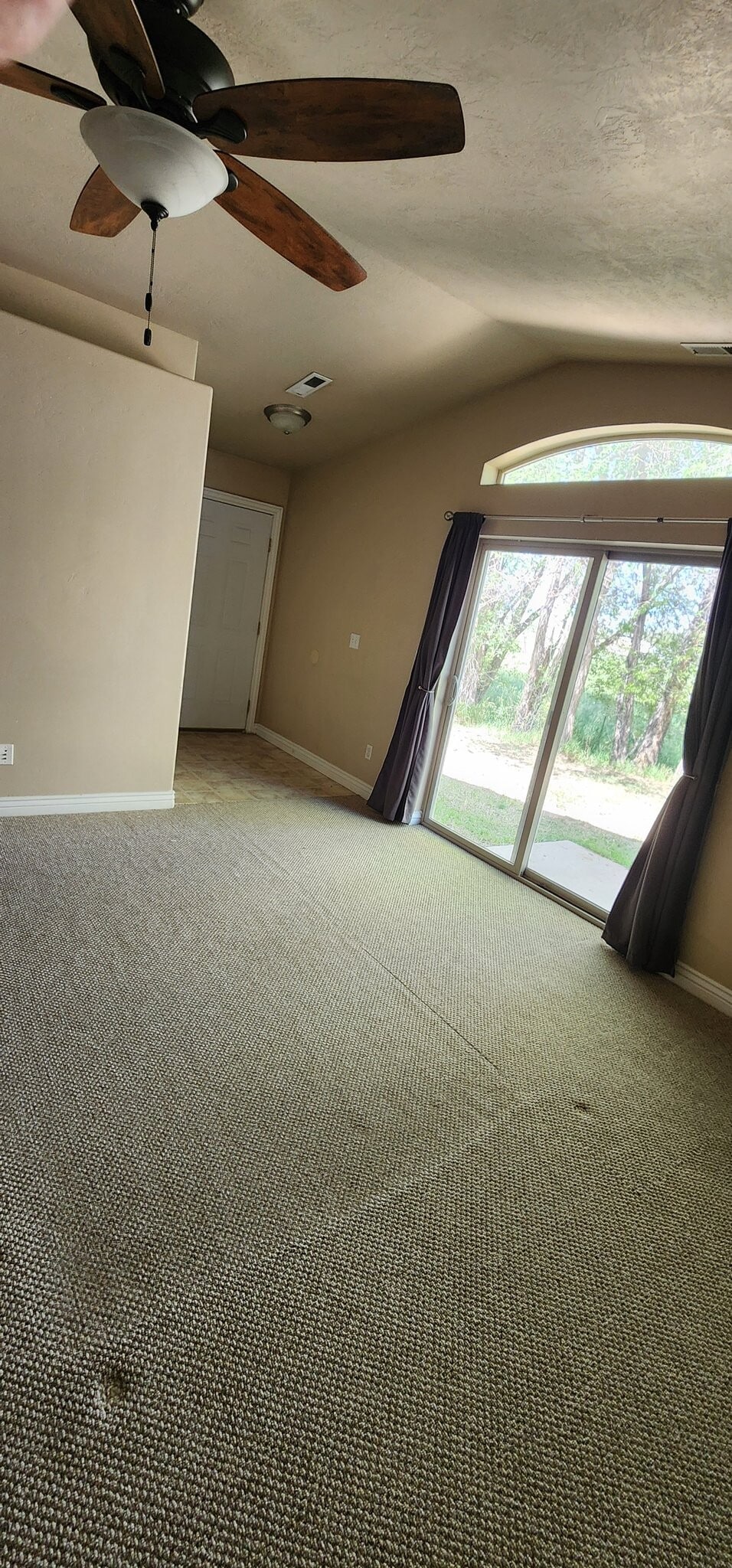 Building Photo - 224 E 1500 S