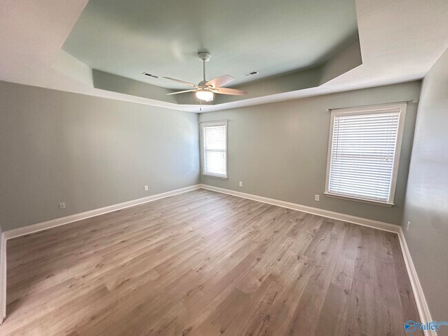 Building Photo - 240 Fields Pond Dr