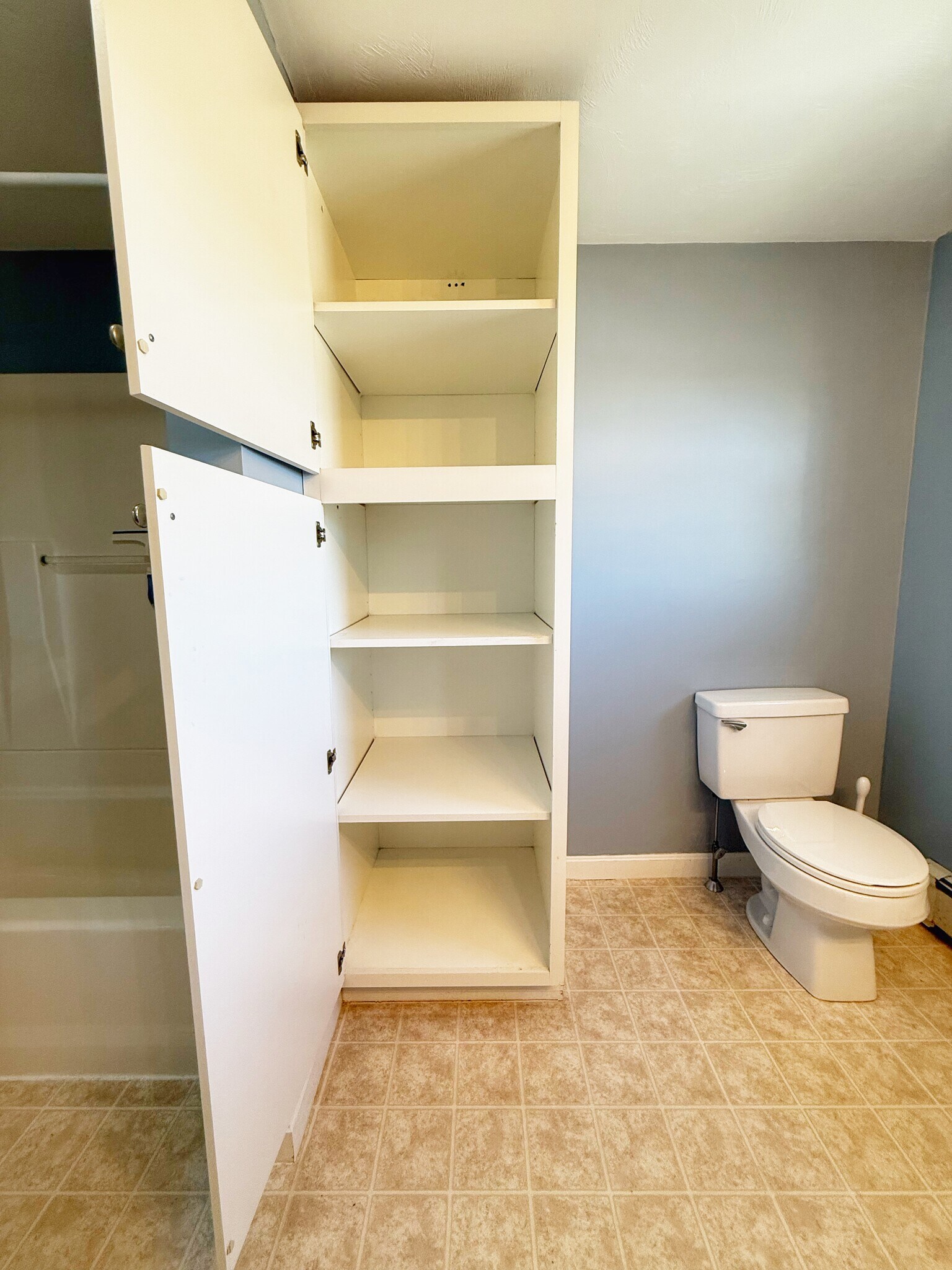 Bathroom - 78 Center St