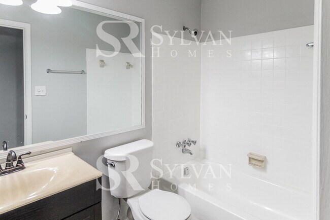 Building Photo - 5238 Stafford Dr NW