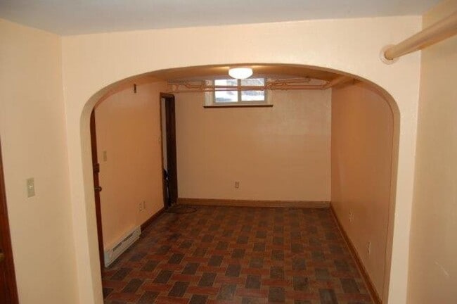 Building Photo - The Lamp House - 4 Br., 3 Bath Home  Available 8/15/2026-Month to Month