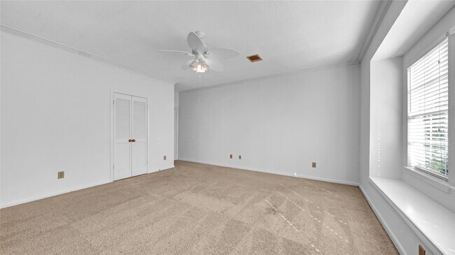 Building Photo - 4622 Grand Cayman Dr