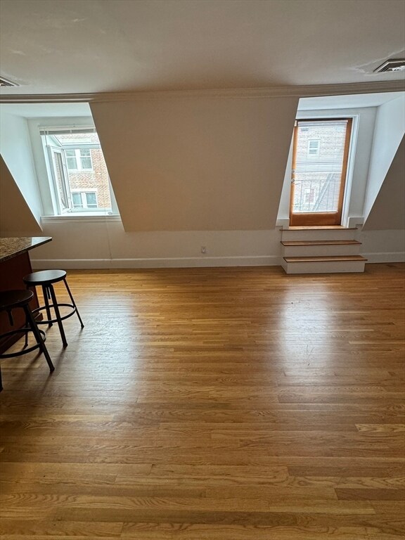 Building Photo - 1789 Beacon St