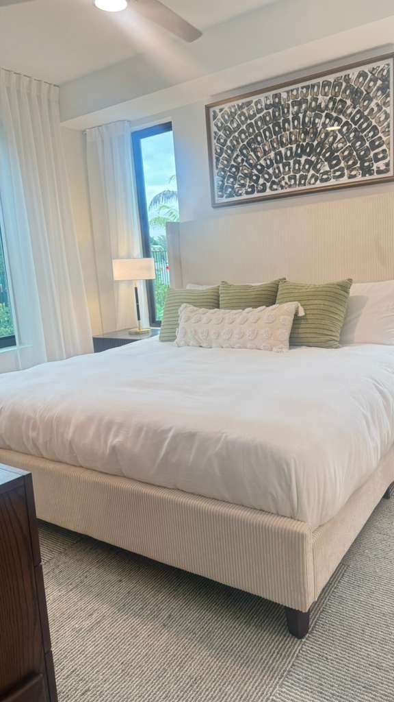 Building Photo - 13600 SW 98th St