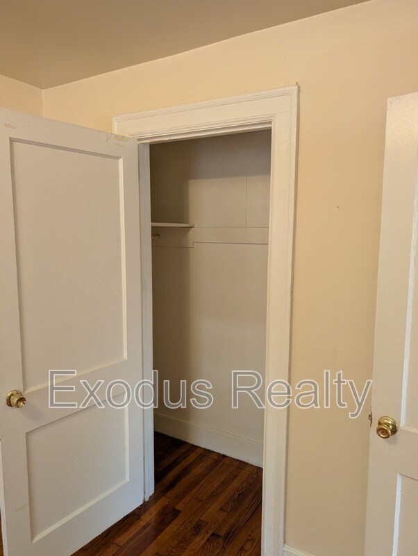 Building Photo - 310 N Gulf St