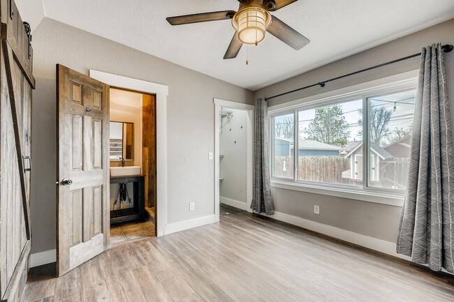 Building Photo - Remodeled Brick Bungalow in Denver's Globe...