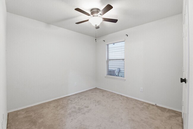 Building Photo - 17814 Ryegrass Trl