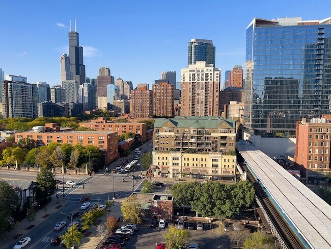 Building Photo - 1255 S State St