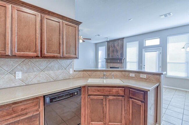 Building Photo - 18012 Andalucia Dr