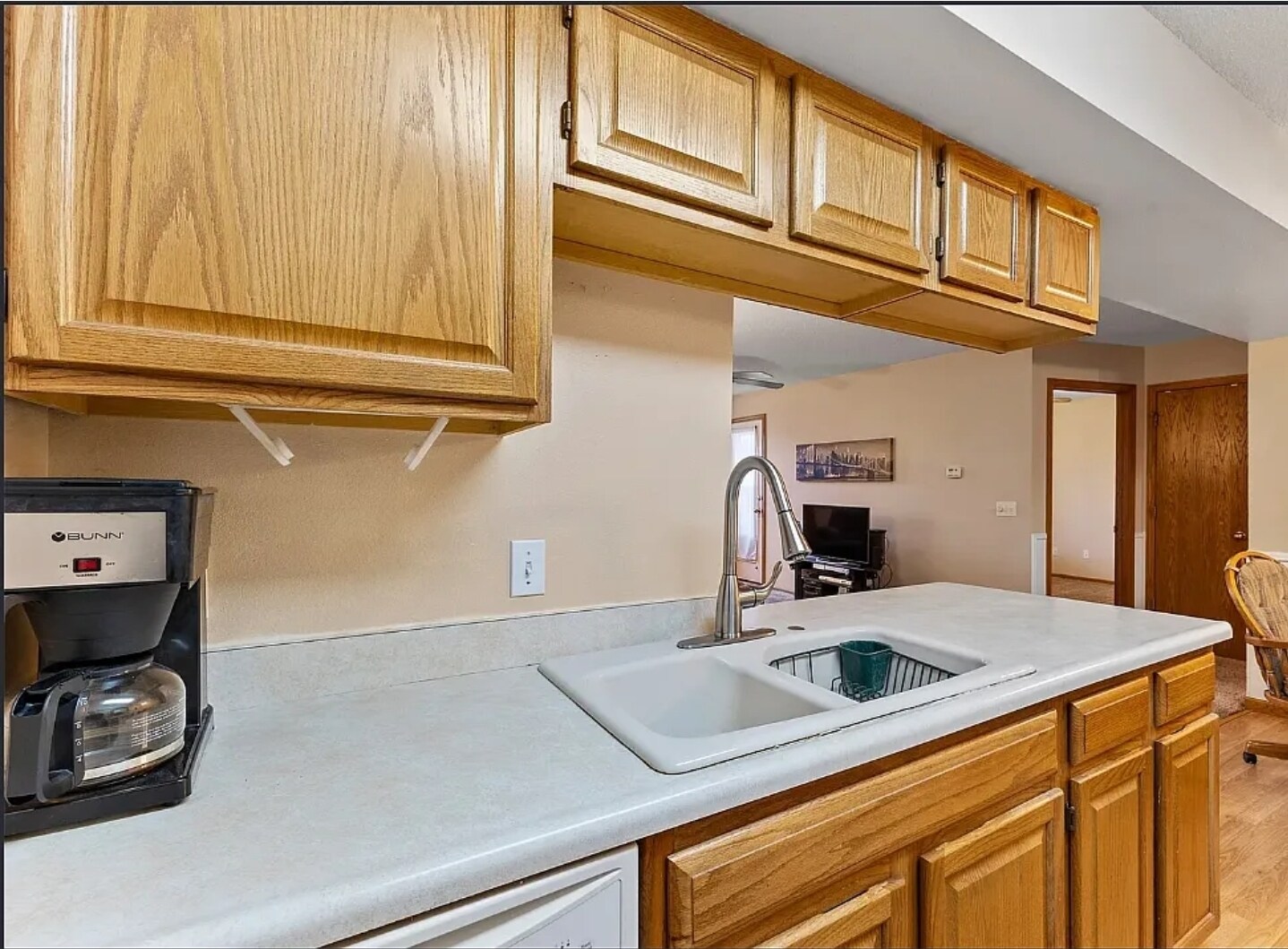 Building Photo - 401 SE Lowell Dr