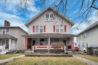 Building Photo - 275 N Warren Ave