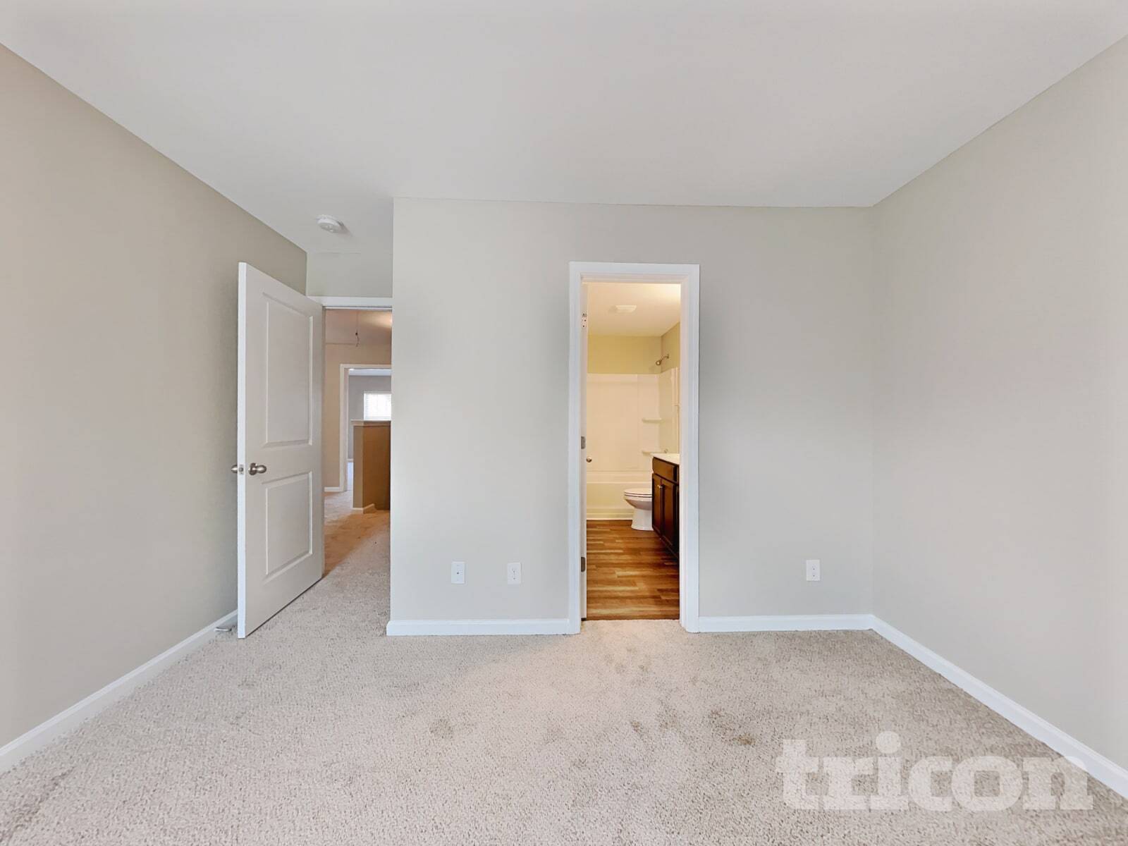 Building Photo - 547 Falls Cottage Run