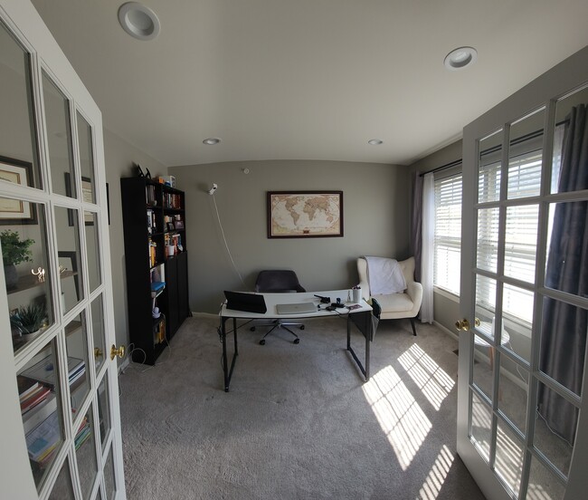 Building Photo - 2724 Spenser Ct