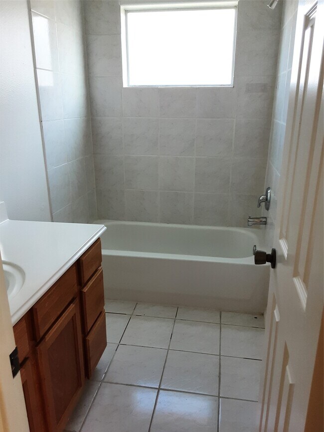 Building Photo - 11827 Cape Hyannis Dr