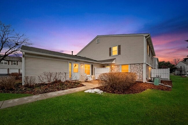 Building Photo - 1033 Glouchester Harbor