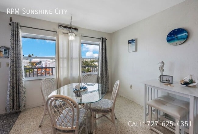 Building Photo - 6161 Gulf Winds Dr