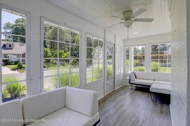 Building Photo - 570 N Edgemere Dr