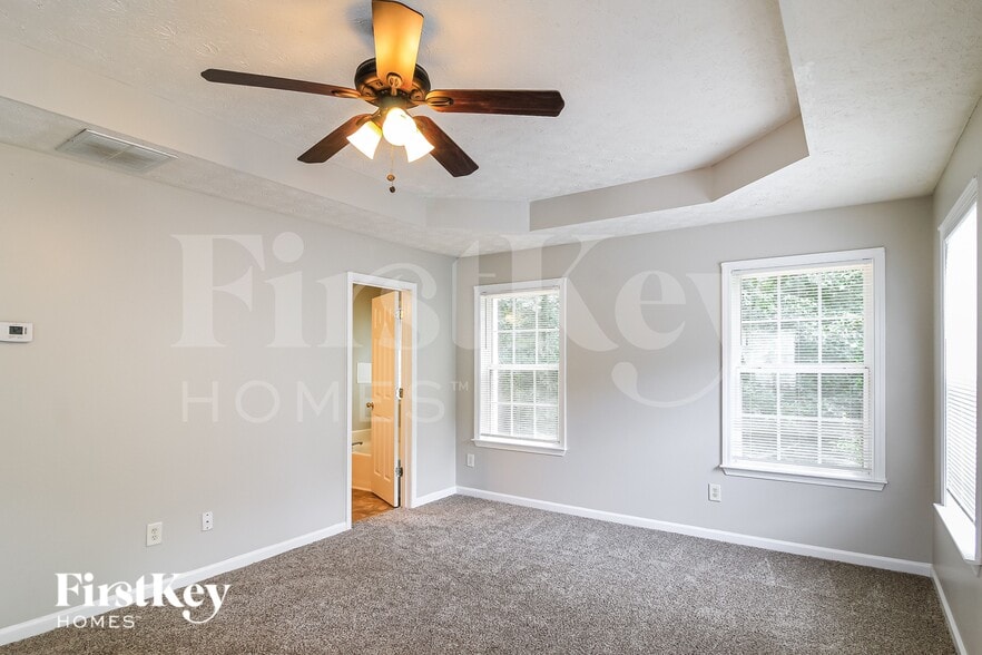 Building Photo - 8012 Mustang Ln