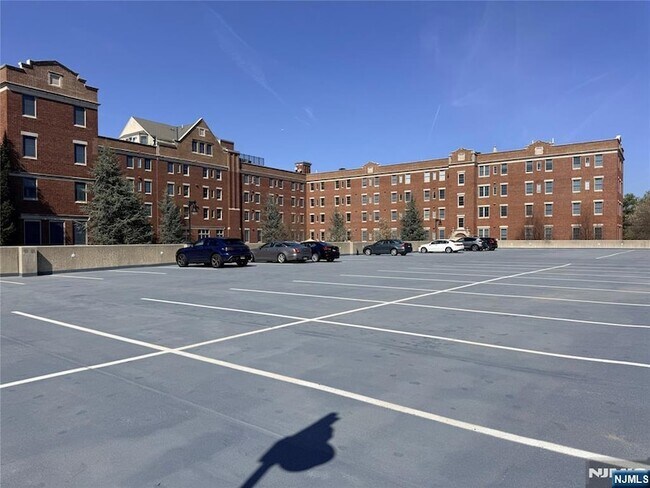 Building Photo - 3104 Rio Vista Dr