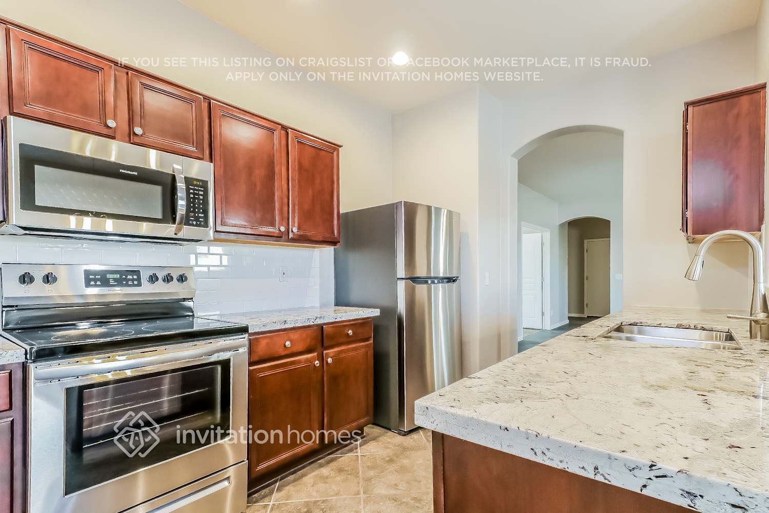 Building Photo - 43042 N Outer Banks Dr