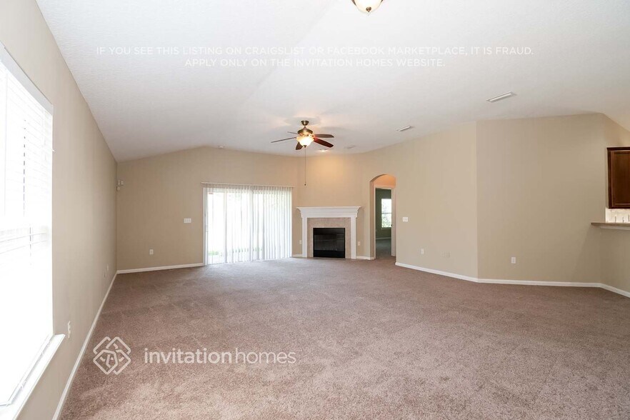 Building Photo - 3762 Timberline Dr