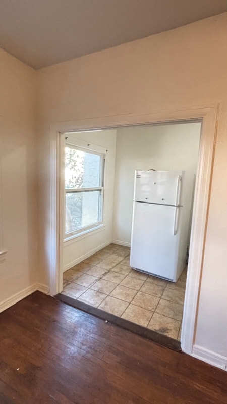 Building Photo - 2025 Cheremoya Ave