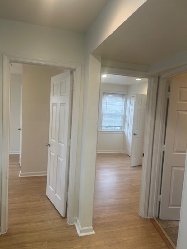 Building Photo - 2801 R St SE