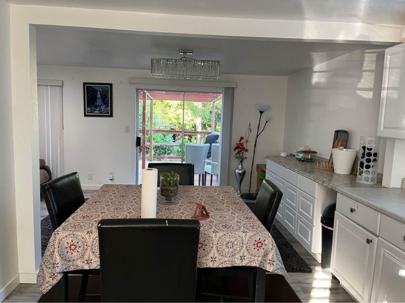 Building Photo - 2112 164th Ave NE