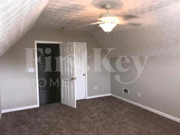 Building Photo - 20 Stephens Way