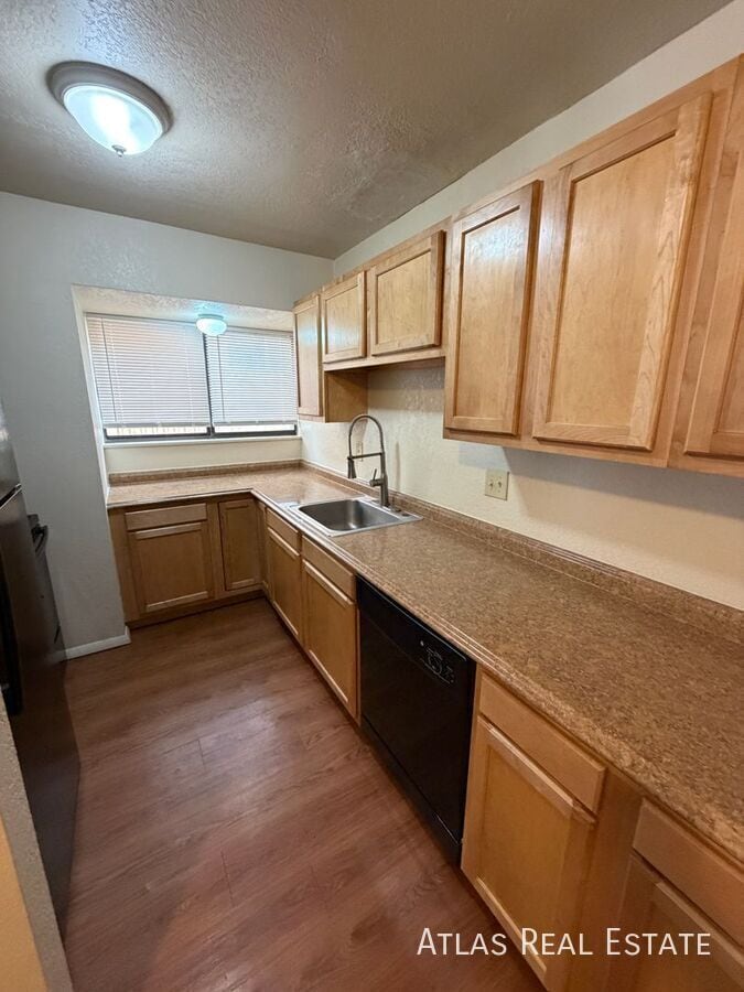 Building Photo - 1075 Holli Springs Ln