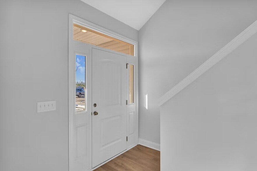 Building Photo - 109 Harvest Bluff Ln