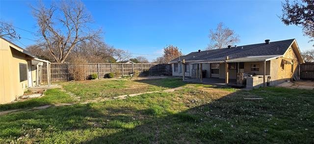 Building Photo - 3603 Fontana Dr