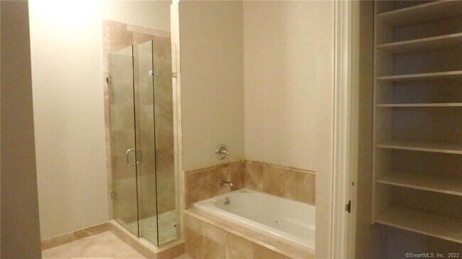 Building Photo - 75 Stone Ridge Way