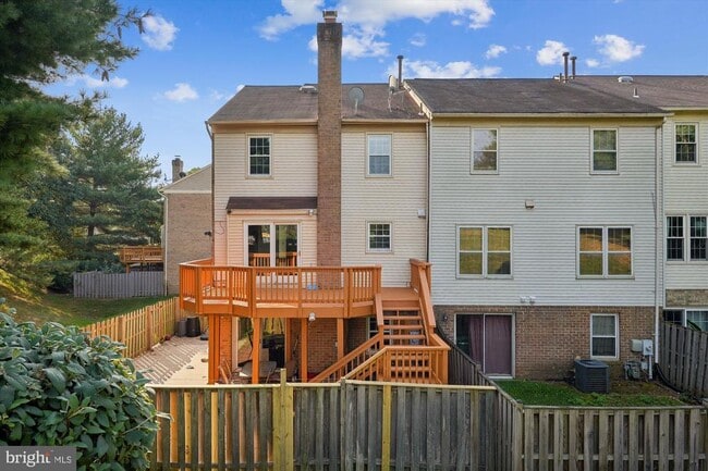 Building Photo - 7213 Swansong Wy