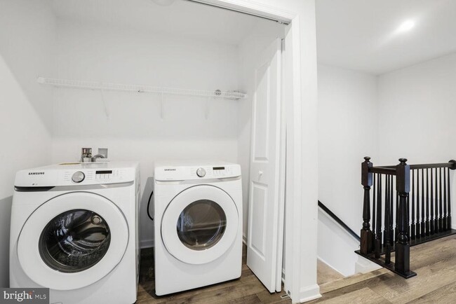 Building Photo - 2323 Champions Wy