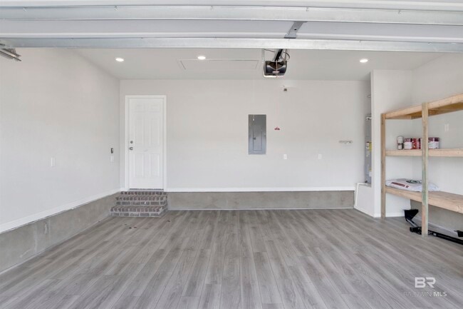 Building Photo - 3191 Camino Real Lp