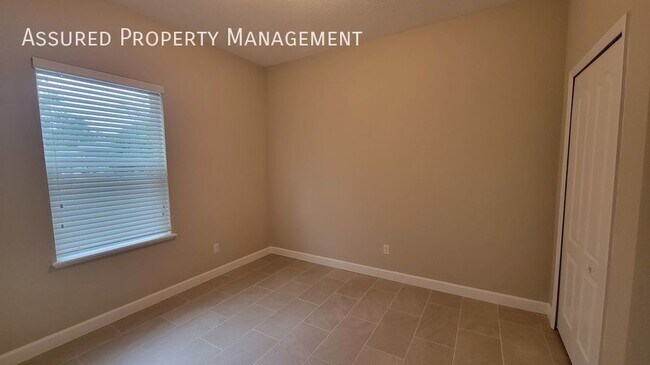 Building Photo - 3012 Carley Estates Ct
