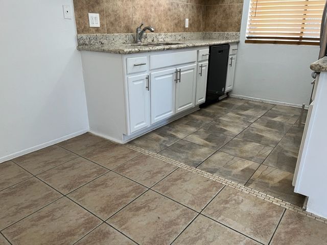 Building Photo - 3511 E Baseline Rd