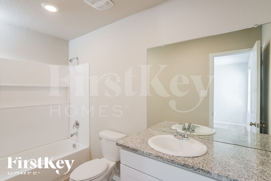 Building Photo - 1822 Morse Way