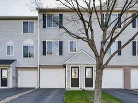 Building Photo - 15587 Flight Way