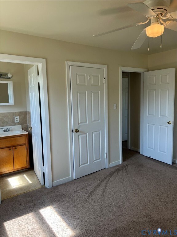 Building Photo - 3000 Clark St