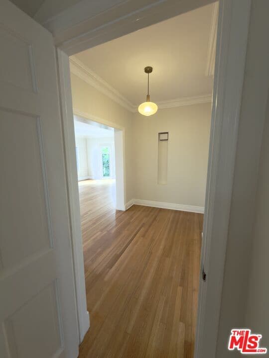 Building Photo - 378 S La Jolla Ave