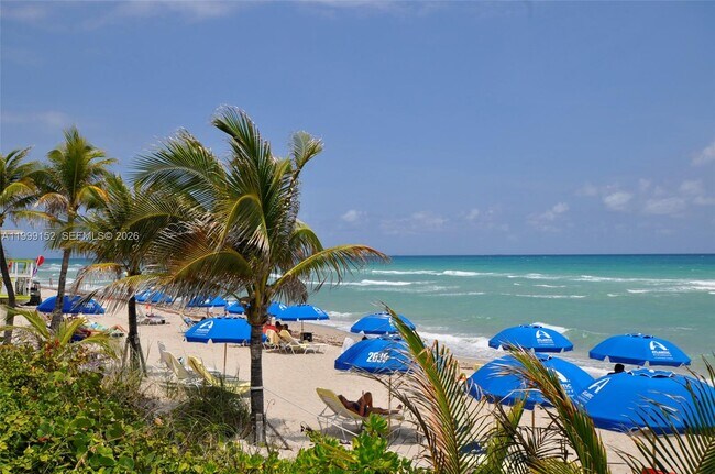 Building Photo - 2030 S Ocean Dr