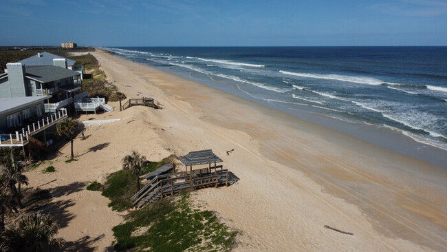 Building Photo - Just Beachy! 3bd 2ba by the Ocean