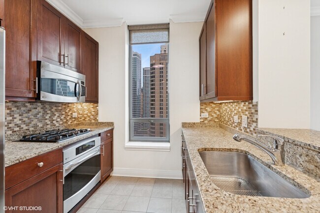 Building Photo - 600 N Lake Shore Dr