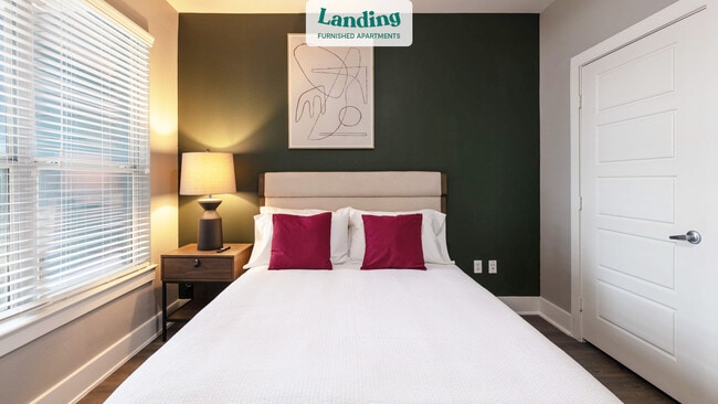 Building Photo - 1620 E Riverside Dr