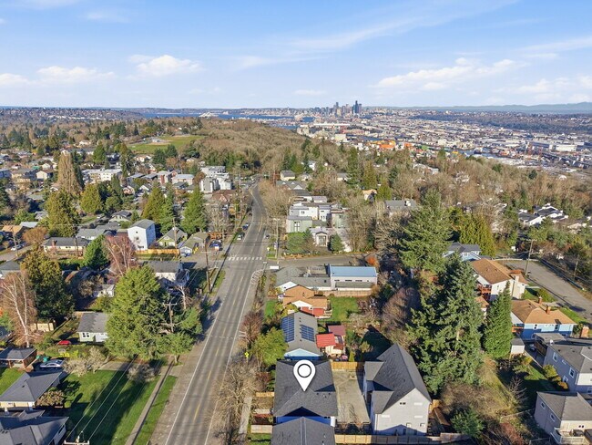 Building Photo - 7922 9th Ave SW