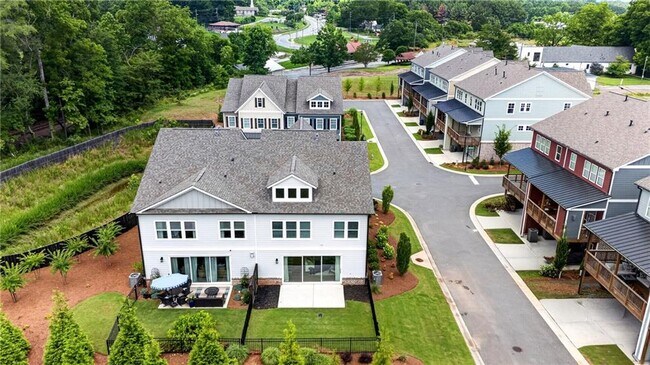 Building Photo - 203 Grady Burrell Dr