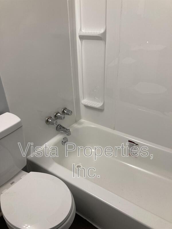 Building Photo - 4903 Saddlebrook Ln
